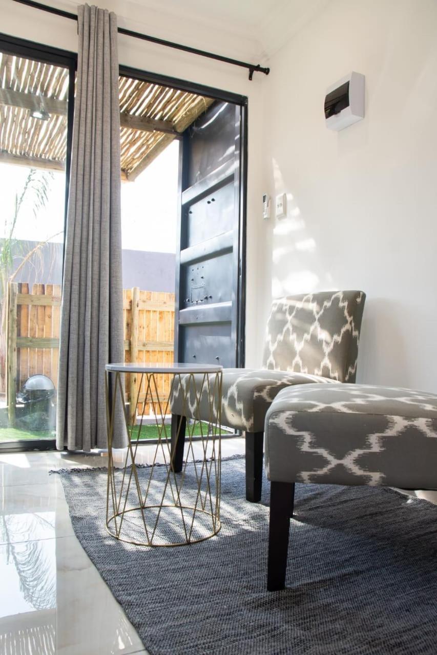 Hotel Cozy Box Haus Graskop Exterior foto