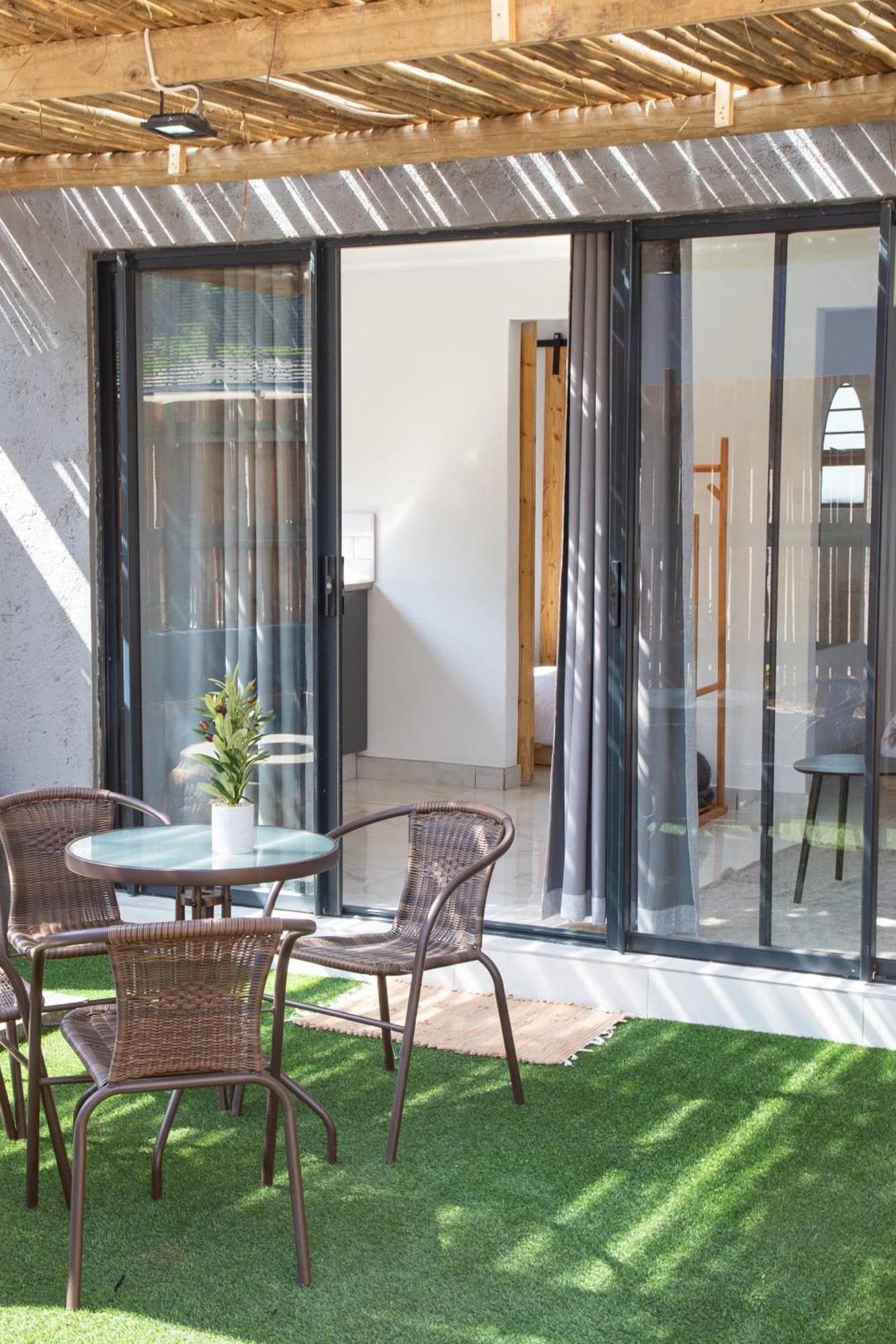 Hotel Cozy Box Haus Graskop Exterior foto